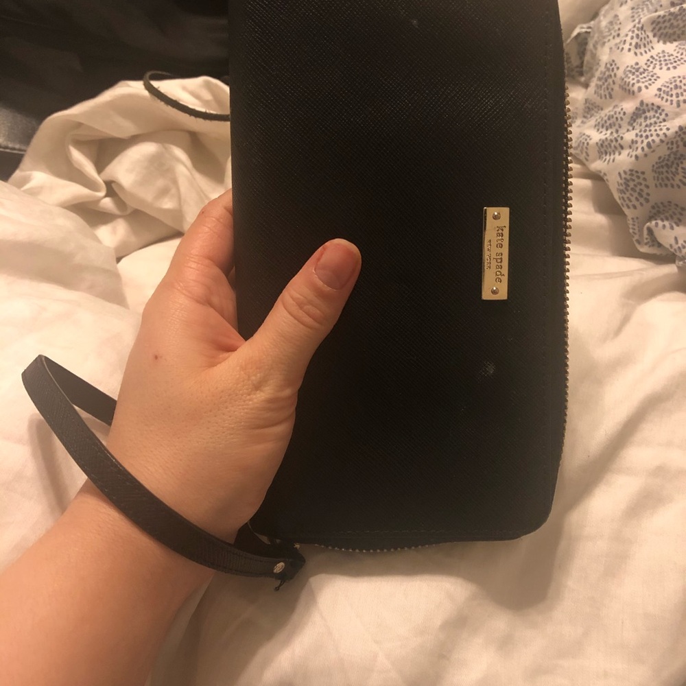 Kate Spade Wristlet/ wallet + phone
